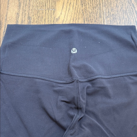 NWT women’s Lululemon Align 6” bike short size 6 - Picture 5 of 5